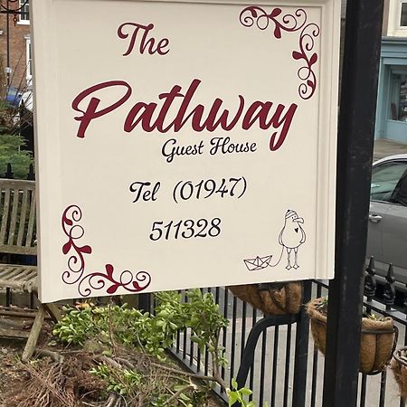 ويتبي The Pathway Guesthouse المظهر الخارجي الصورة