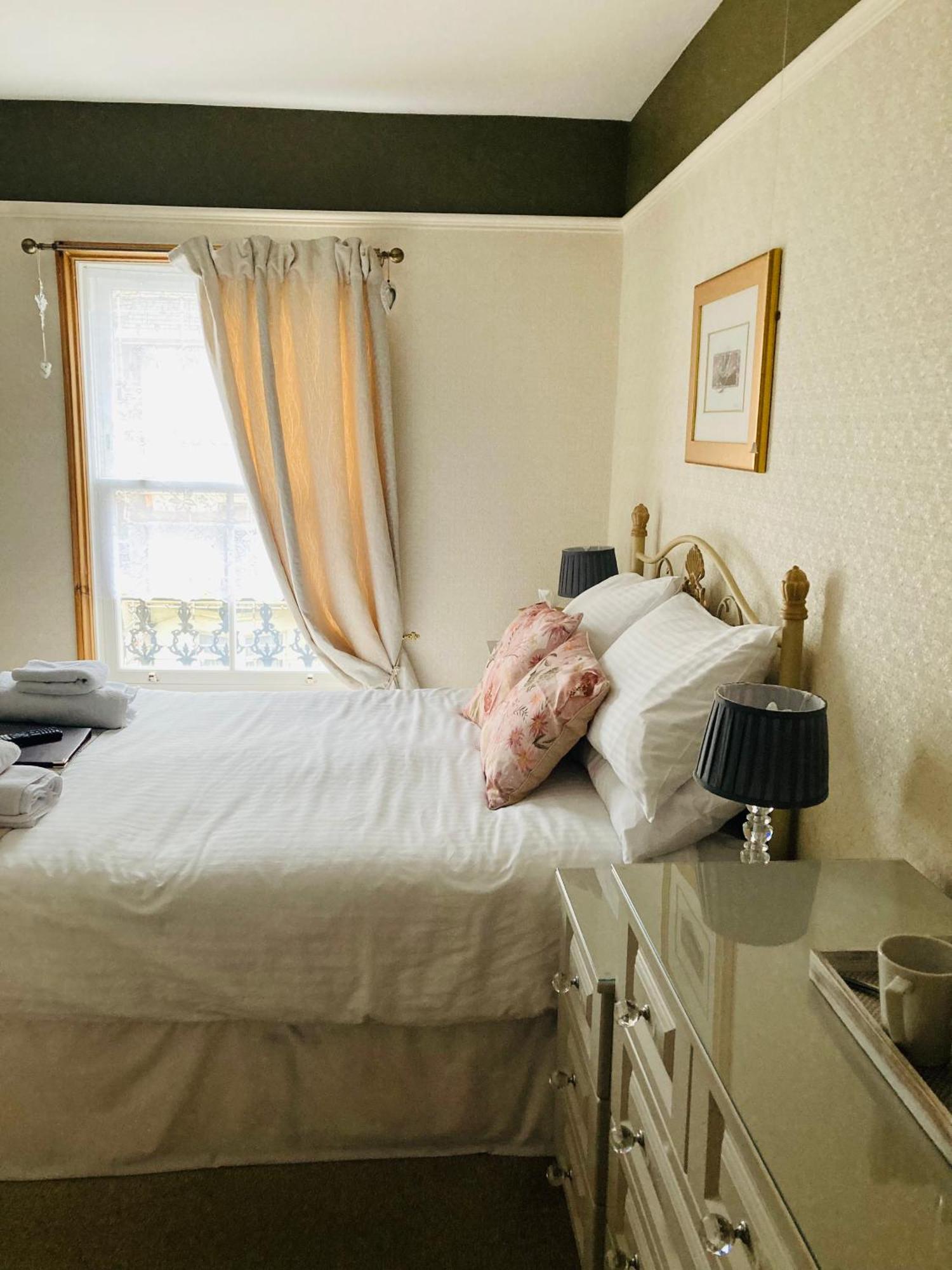 ويتبي The Pathway Guesthouse المظهر الخارجي الصورة