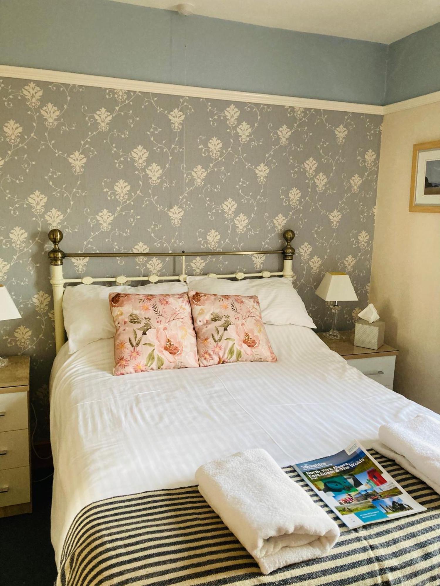 ويتبي The Pathway Guesthouse المظهر الخارجي الصورة
