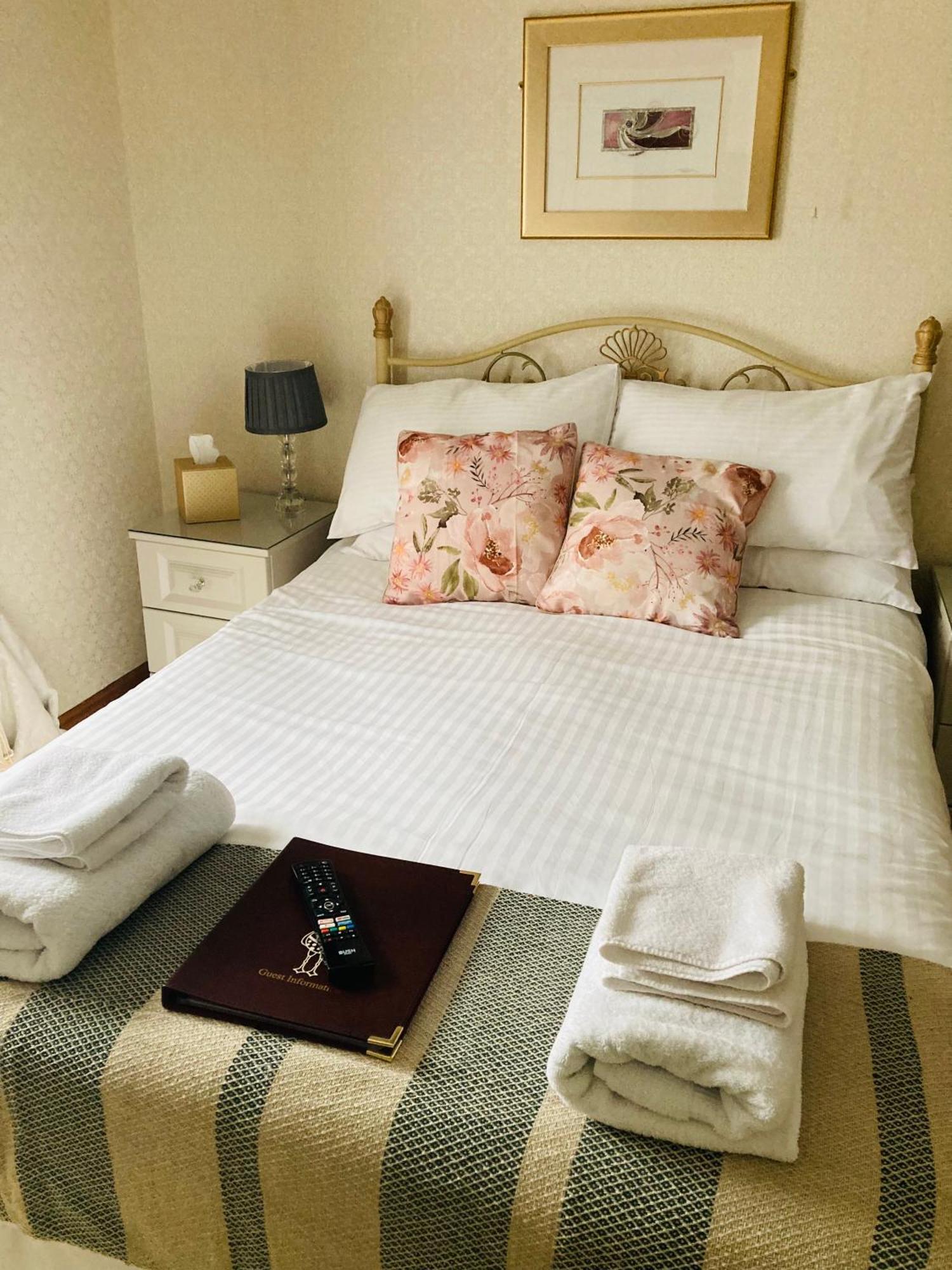 ويتبي The Pathway Guesthouse المظهر الخارجي الصورة